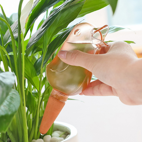 essential tools bird shape self watering gardening perfect for busy gardeners or those who frequently travel The self water device is an innovative solution for keeping your plants hydrated and healthy