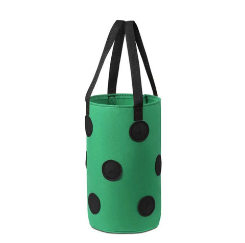 Root Development Harvesting With efficient drainage and visualization holes the multi function growing bag promotes optimal plant growth and makes harvesting a breeze can be used for a range of plants